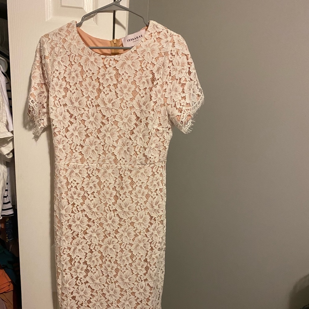 NWT beautiful lace Jessa Kae dress